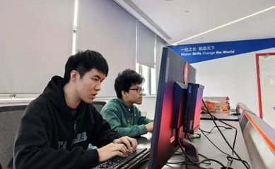 烽火網(wǎng)安顯神威，技能大賽展英才——在線教育網(wǎng)絡服務的安全守護者